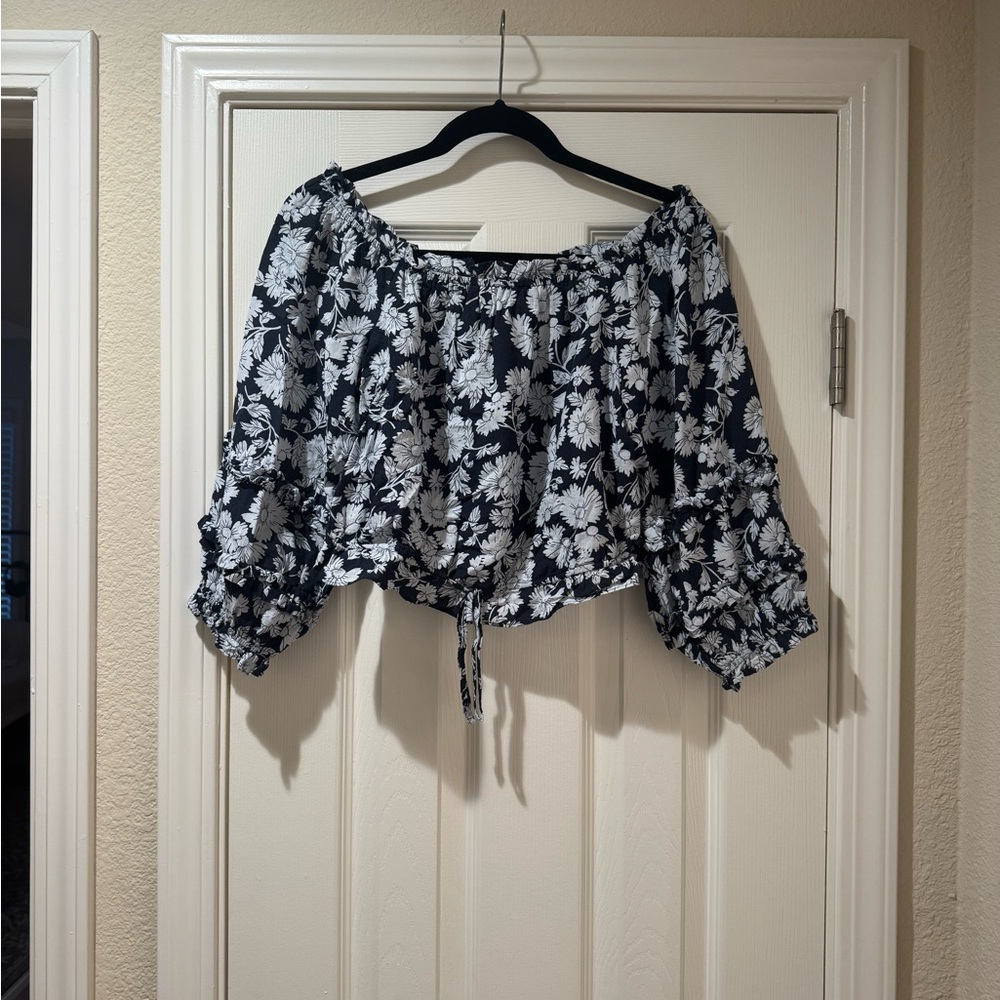 LC Lauren Conrad Navy and White Floral Blouse